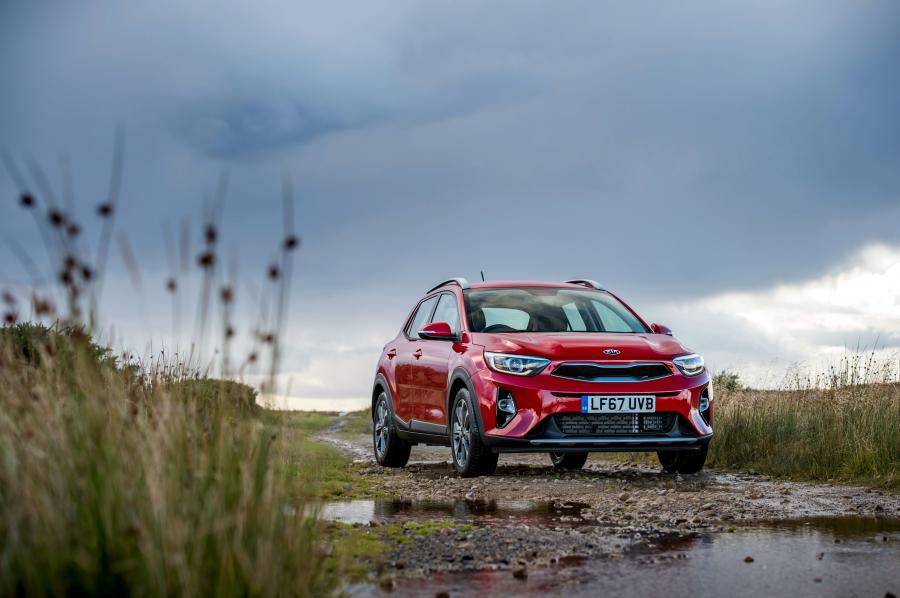  Kia Stonic 2017 года  (UK) (фото 4 из 51)
